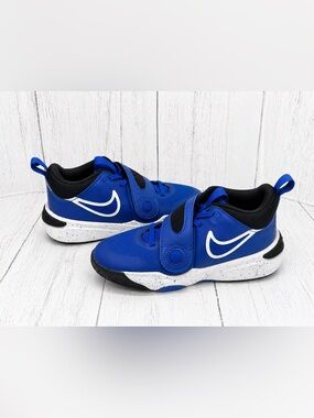 Nike Team Hustle D 11 Big Kids Basketball Blue White Athletic Sneakers Sz 4 Y